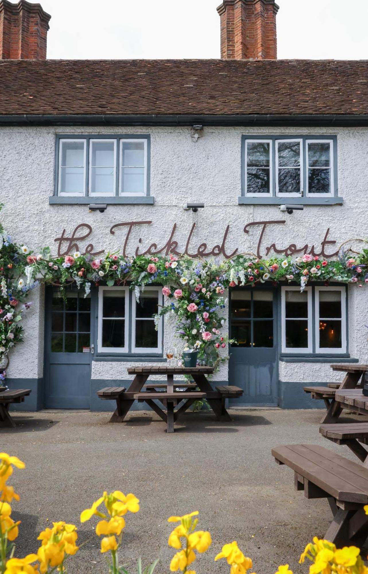 فندق The Tickled Trout ميدستون المظهر الخارجي الصورة